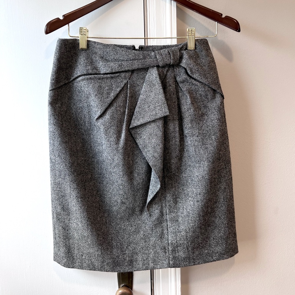 Bow detail pencil skirt